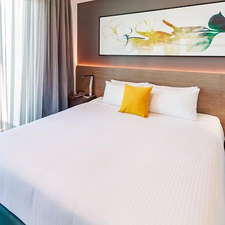 Mercure Sunshine Coast Кавана-Уотерс Экстерьер фото