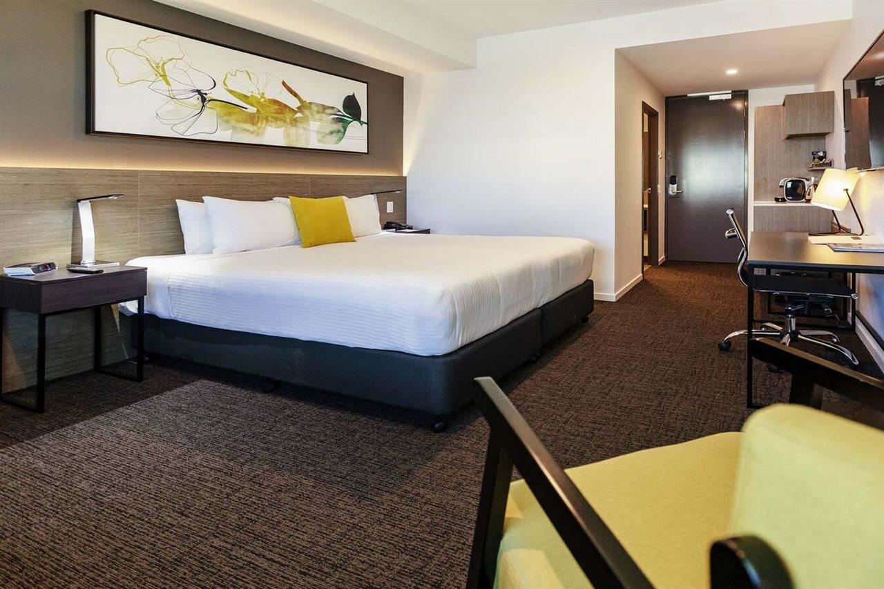 Mercure Sunshine Coast Кавана-Уотерс Экстерьер фото