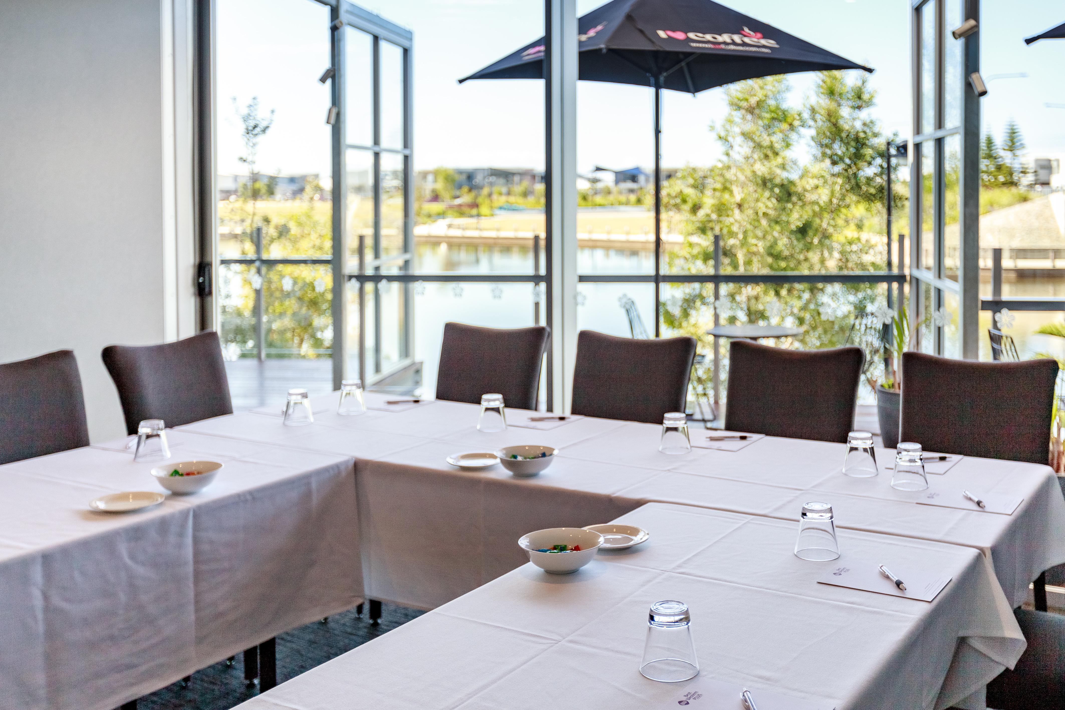Mercure Sunshine Coast Кавана-Уотерс Экстерьер фото