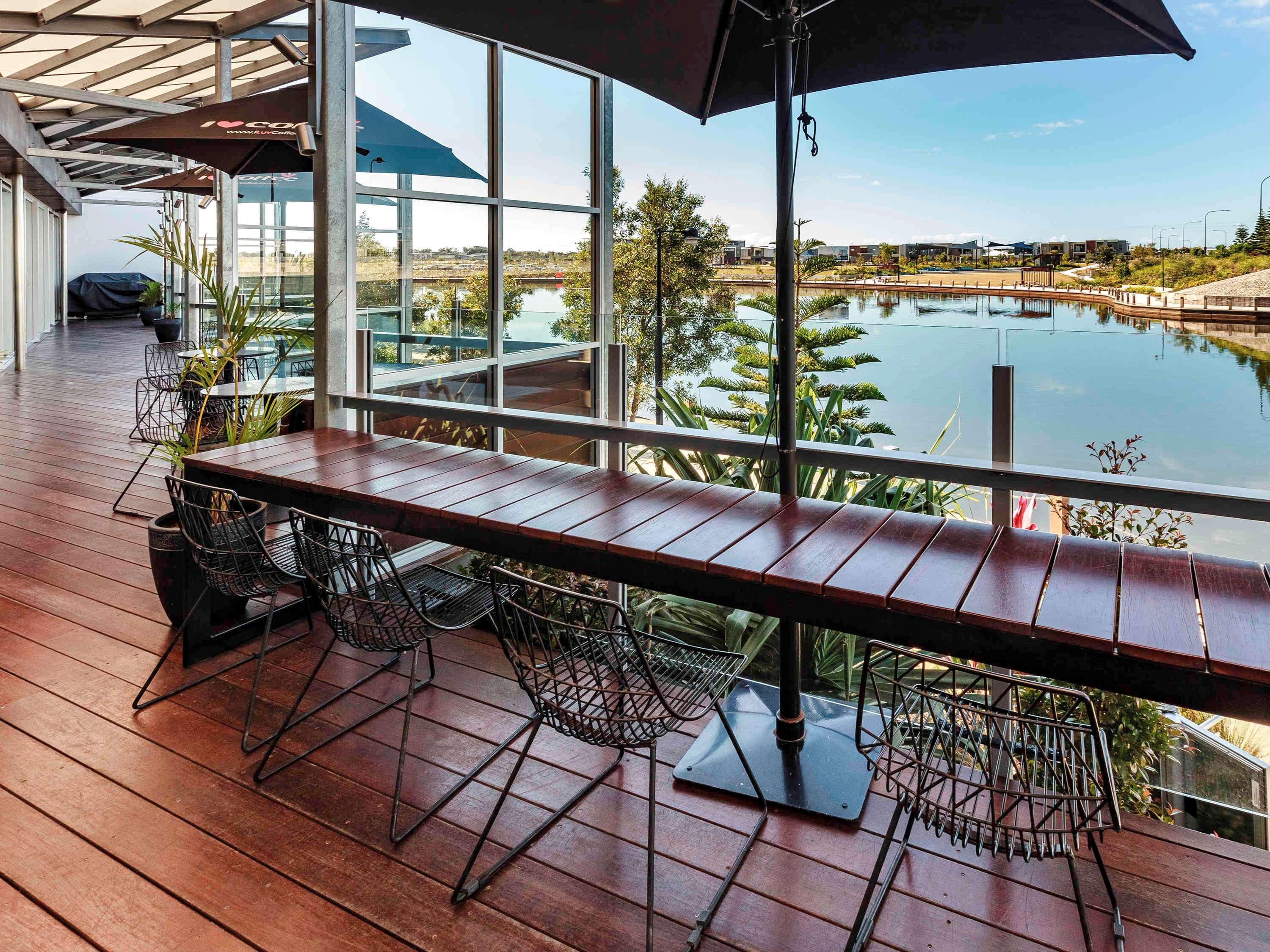 Mercure Sunshine Coast Кавана-Уотерс Экстерьер фото