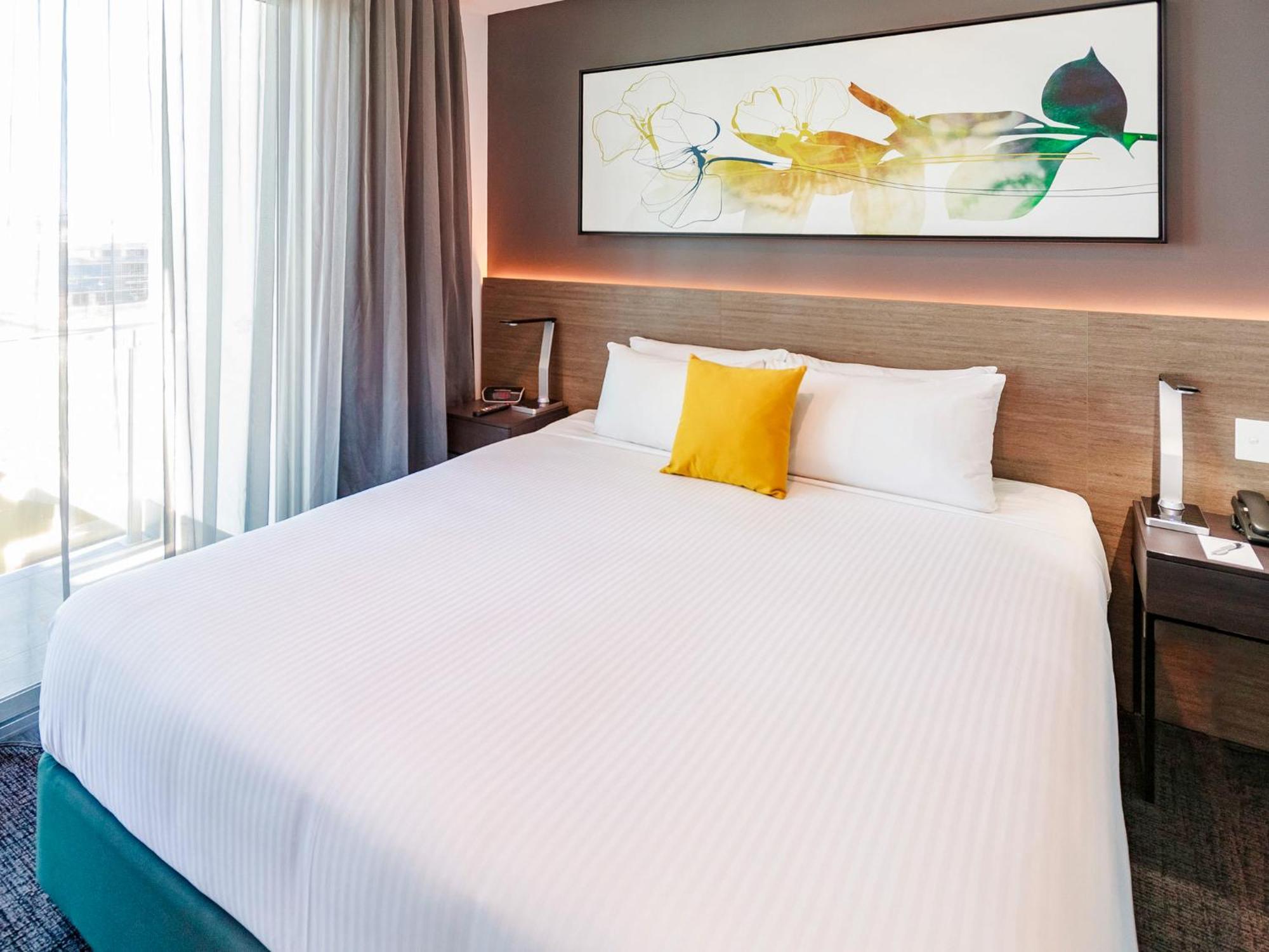 Mercure Sunshine Coast Кавана-Уотерс Экстерьер фото
