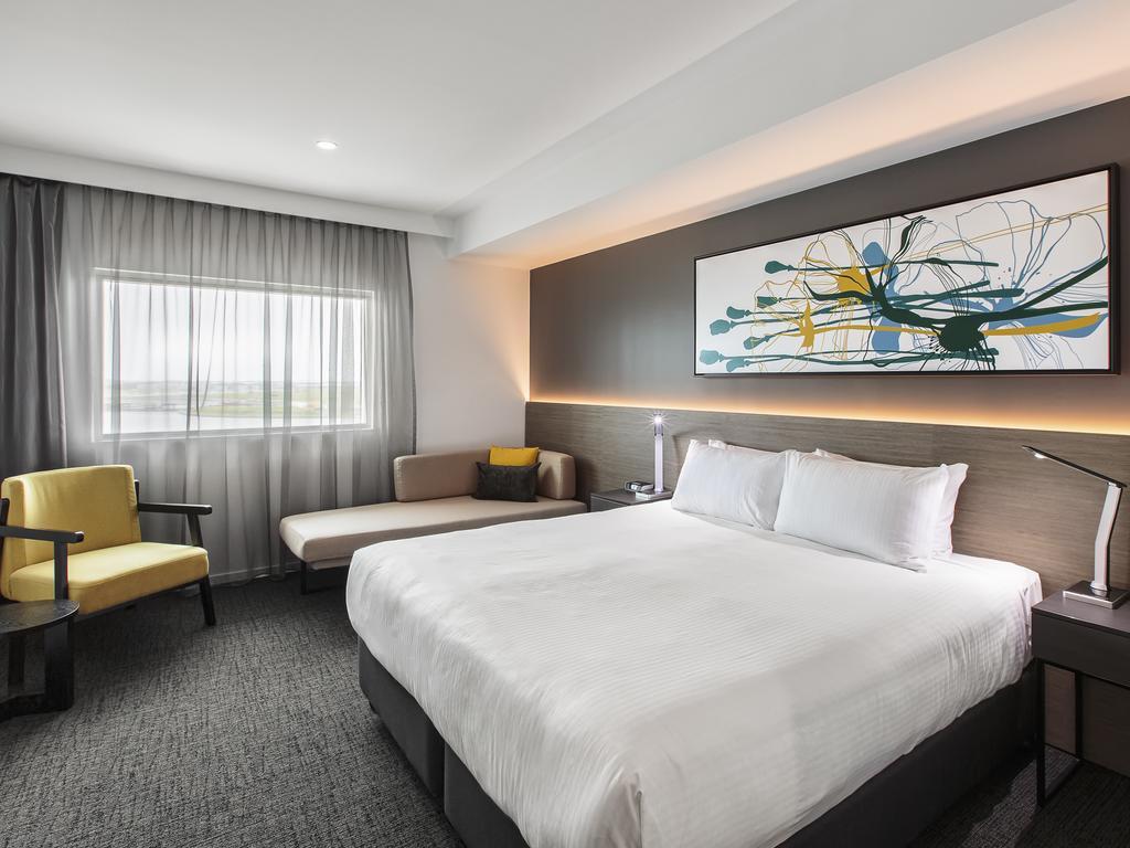 Mercure Sunshine Coast Кавана-Уотерс Экстерьер фото