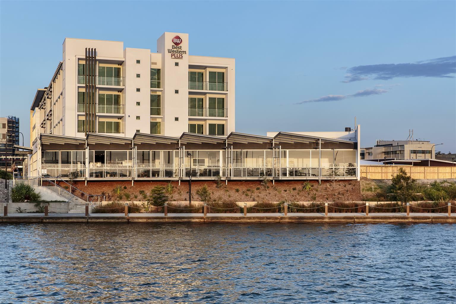 Mercure Sunshine Coast Кавана-Уотерс Экстерьер фото